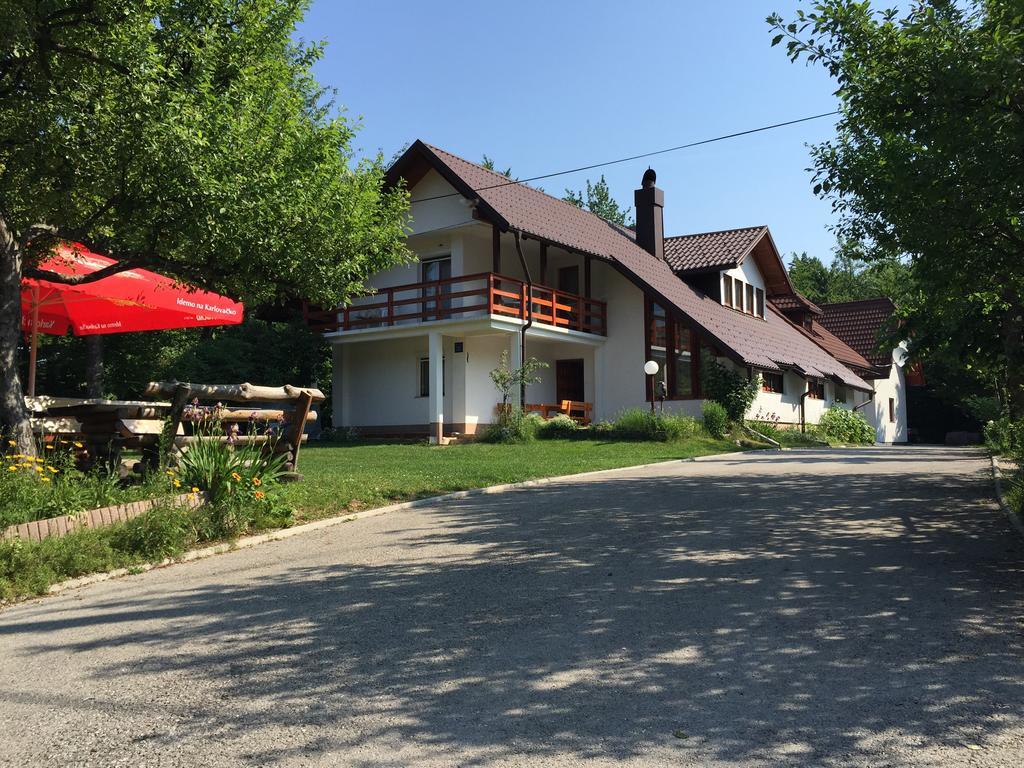 House Samardzic Hotel Jezerce Buitenkant foto