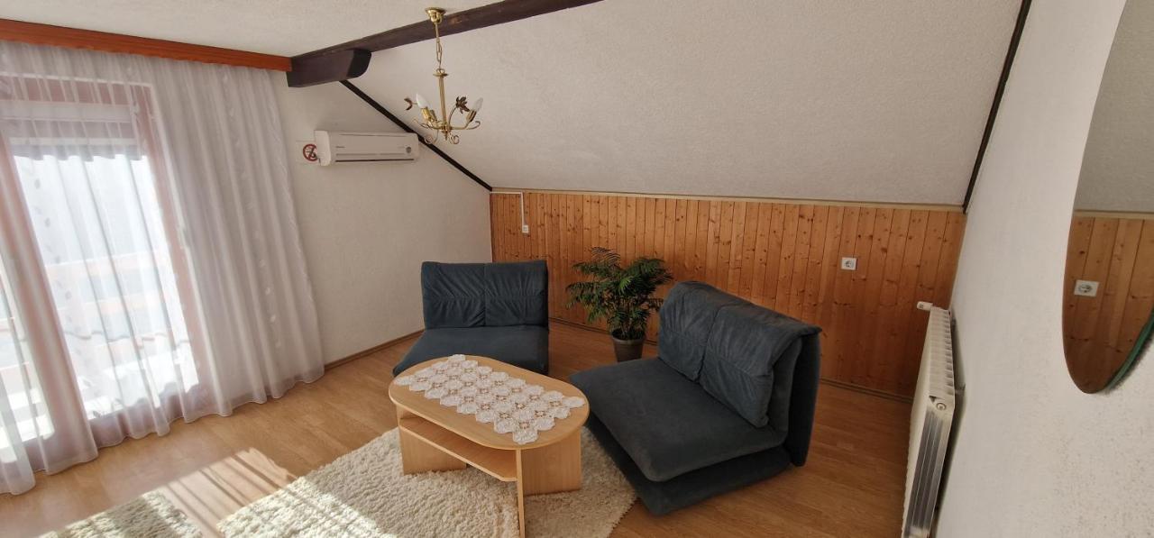 House Samardzic Hotel Jezerce Buitenkant foto